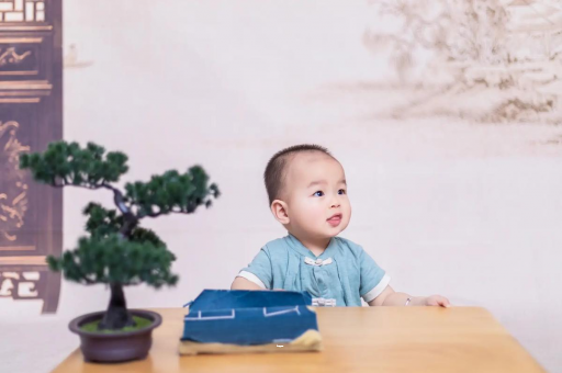 镇江三个月大宝宝 镇江三个月大宝宝